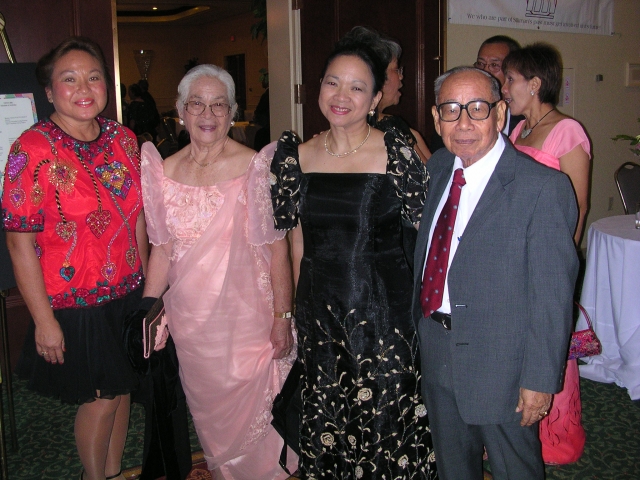 At the gala dinner with Ellafe Kiamco-Cockroft, Estrella Kiamco, the late Dr. Cicero Calderon and Felella (Daday) Kiamco-Millman